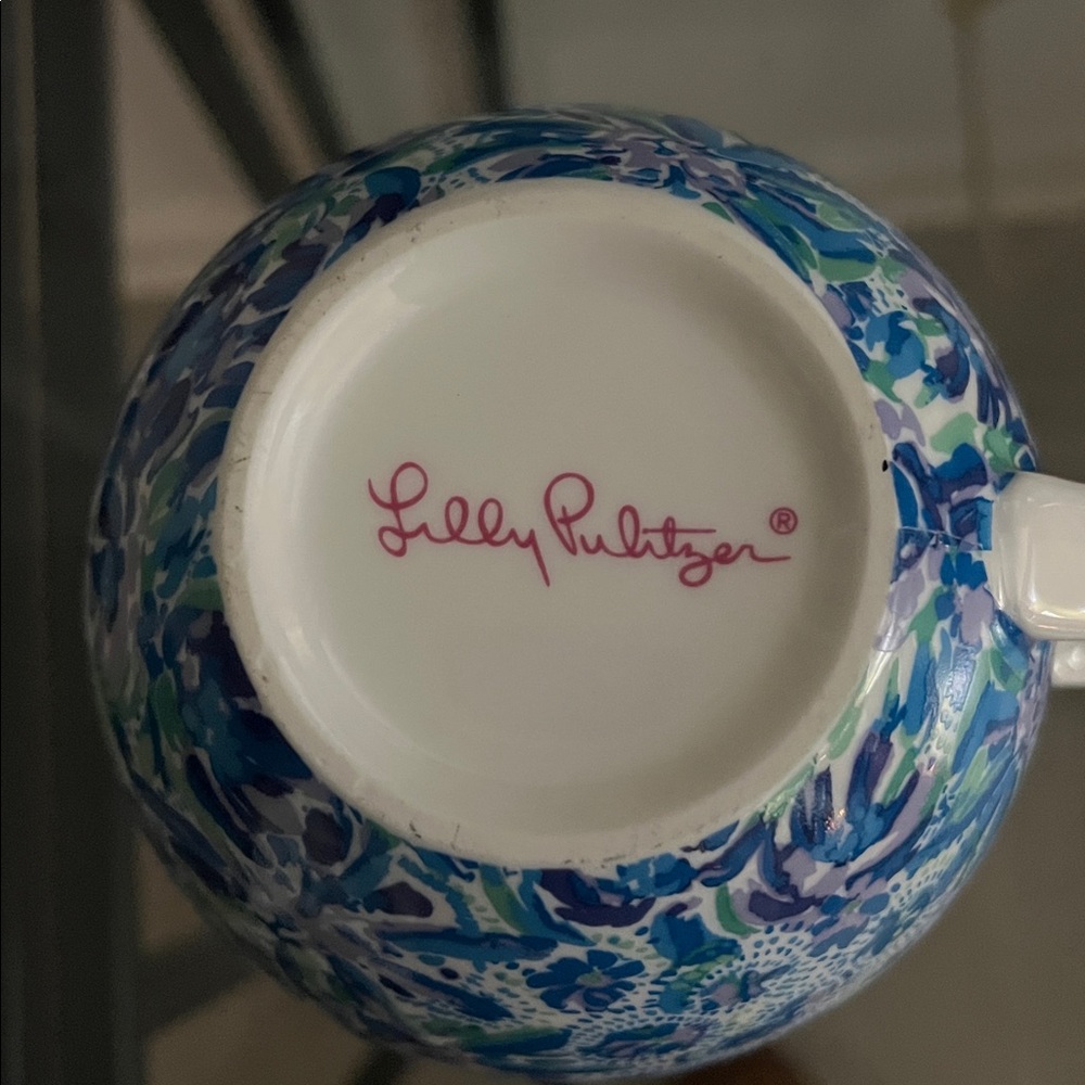 Lilly Pulitzer Mug - Picture 5 of 7